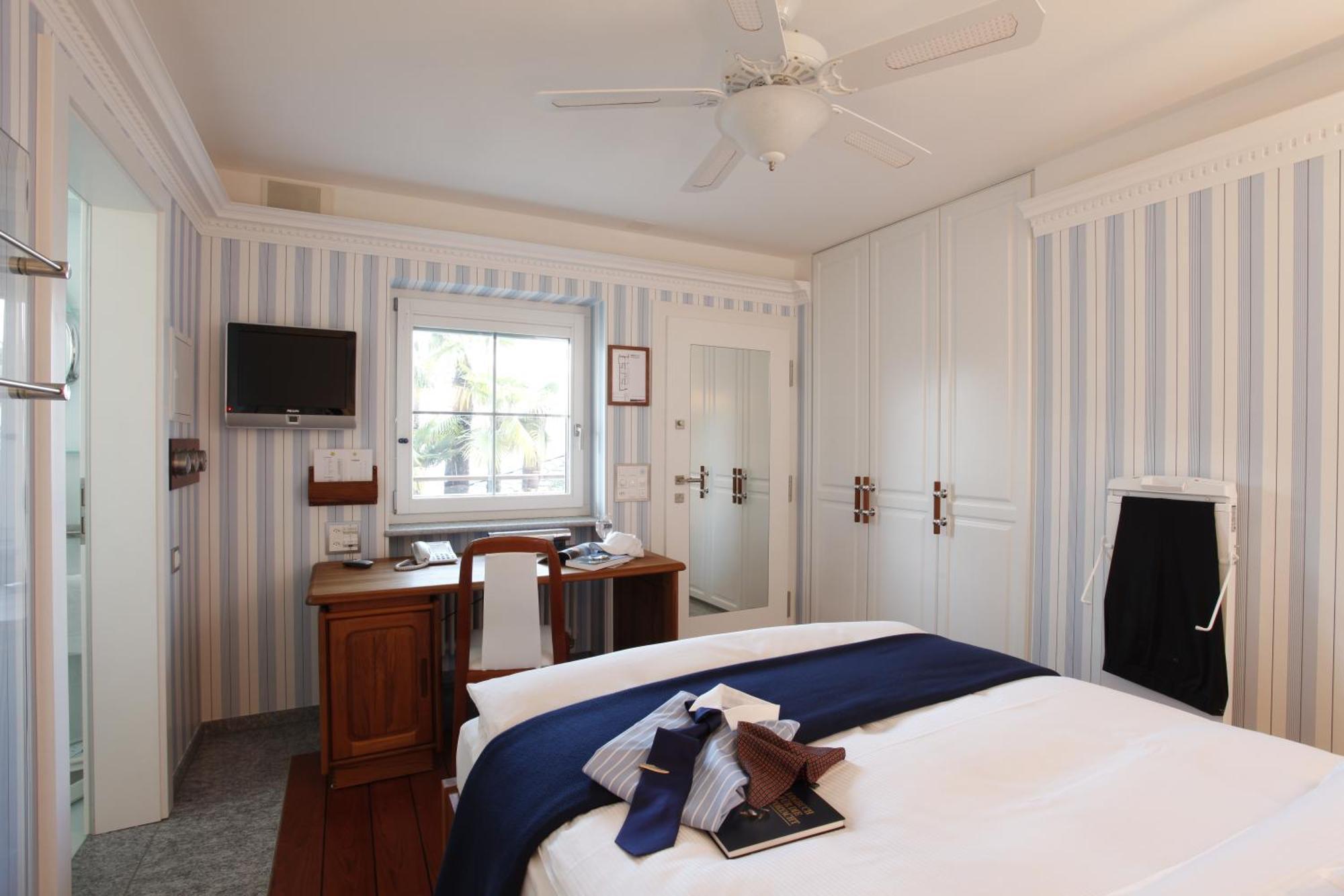 Holiday Hotel Yachtsport Resort Lago Maggiore Brissago Ngoại thất bức ảnh